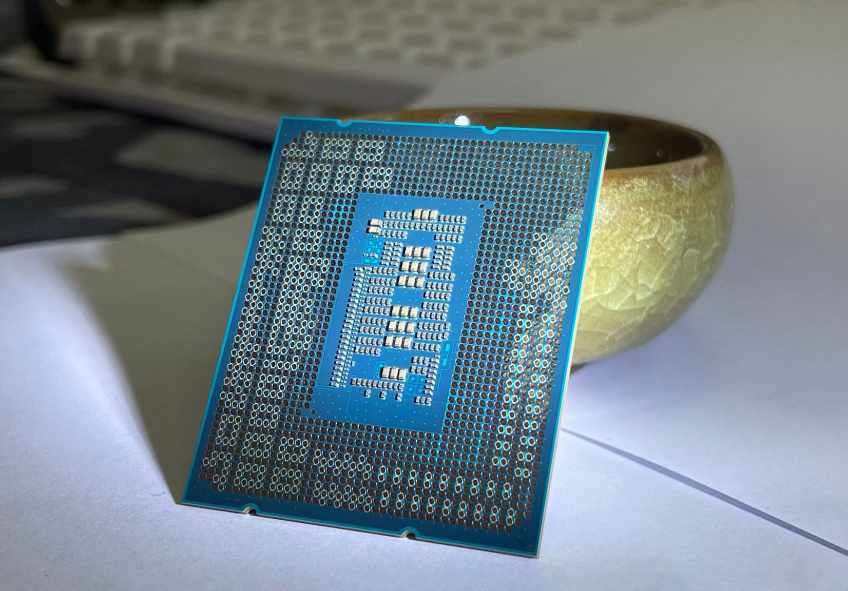 Những hình ảnh đầu tiên của CPU Intel Core i9 12900K, i7 12700K và i5 12600K bị rò rỉ