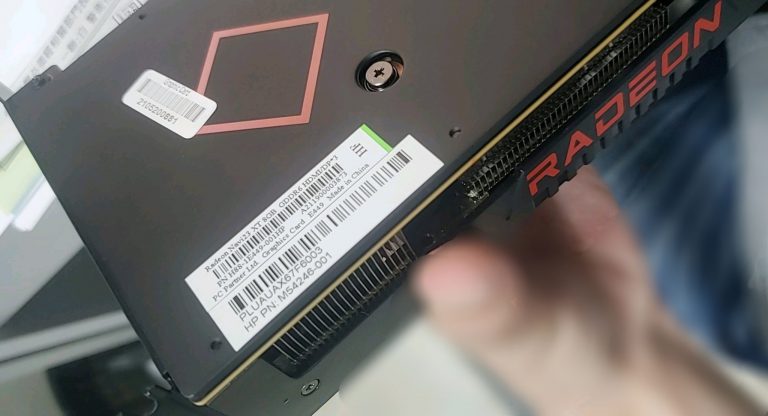 Hình ảnh card đồ họa AMD Radeon RX 6600 XT 'Navi 23' với bộ nhớ 8GB bị tiết lộ